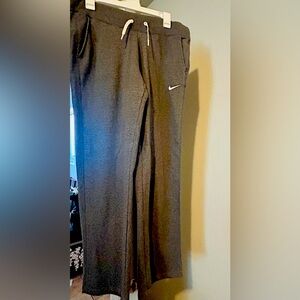 NWT Nike Gray Sweatpants
